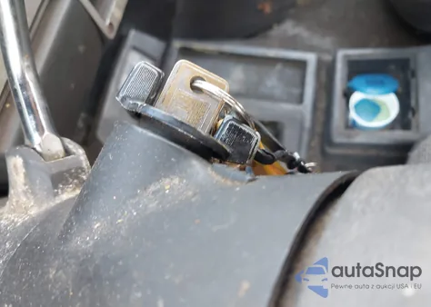 1985 Chevrolet Blazer S10 из США, поврежденный, VIN 1G8CT18B5F0117463